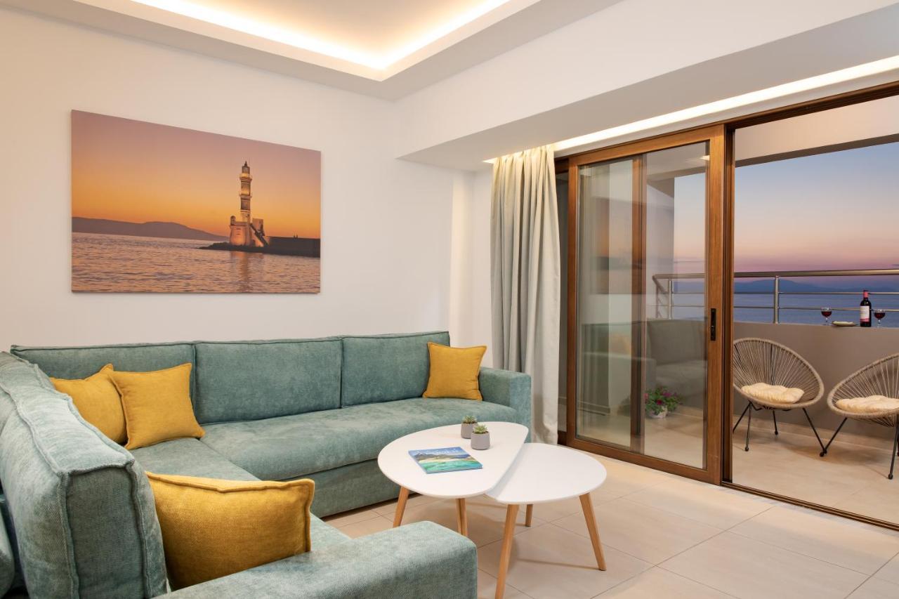 Overview Chania With Sea View And Amazing Sunset Exteriör bild