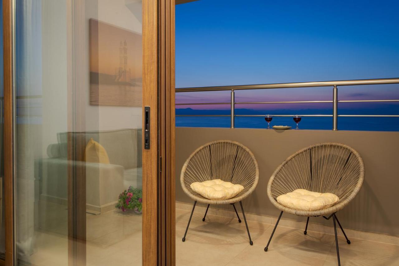 Overview Chania With Sea View And Amazing Sunset Exteriör bild