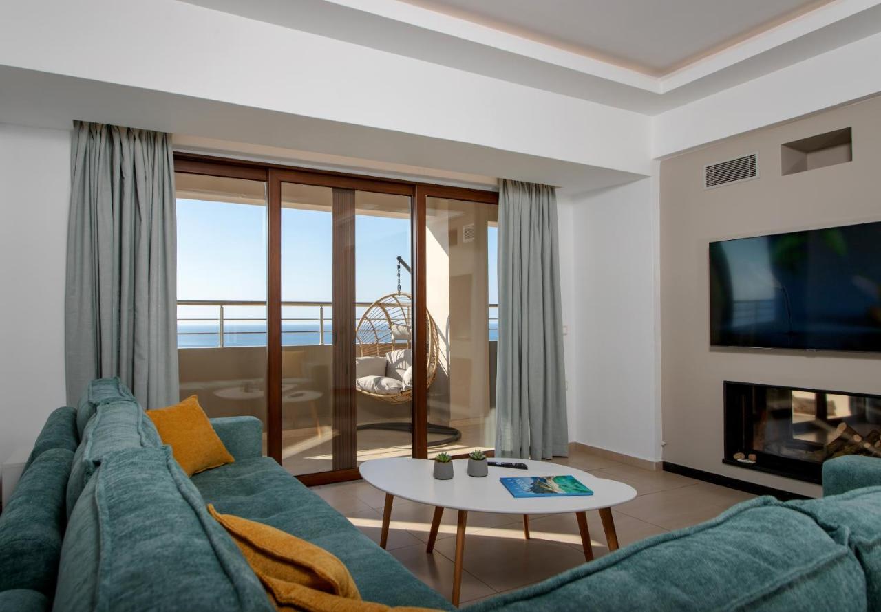 Overview Chania With Sea View And Amazing Sunset Exteriör bild
